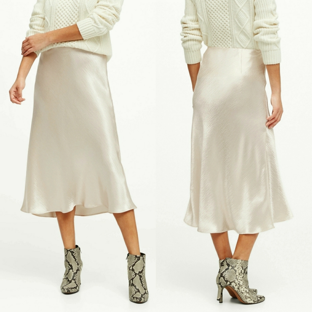 Banana Republic satin midi skirt - Picture 2 of 7